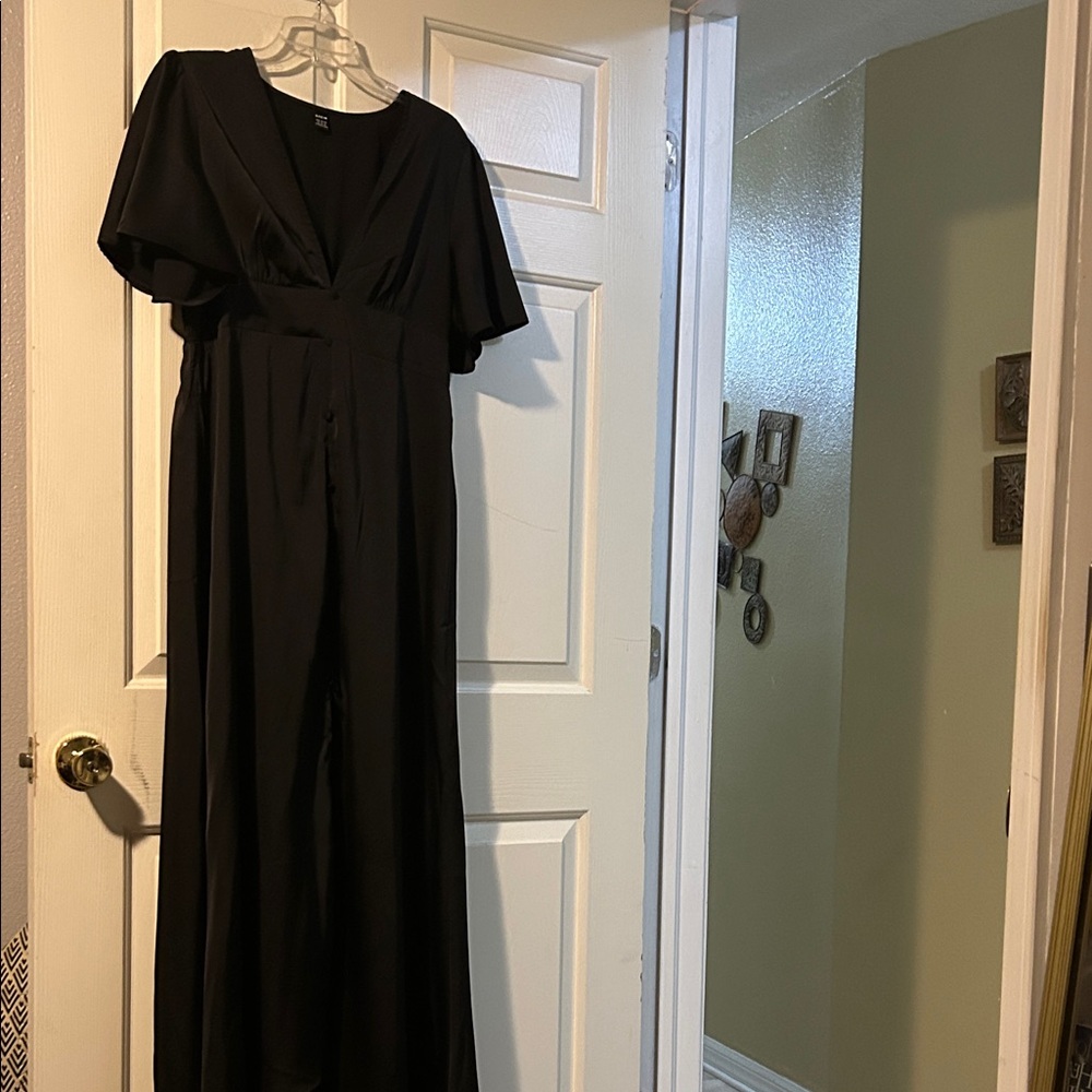 SHEIN Black Maxi Dress